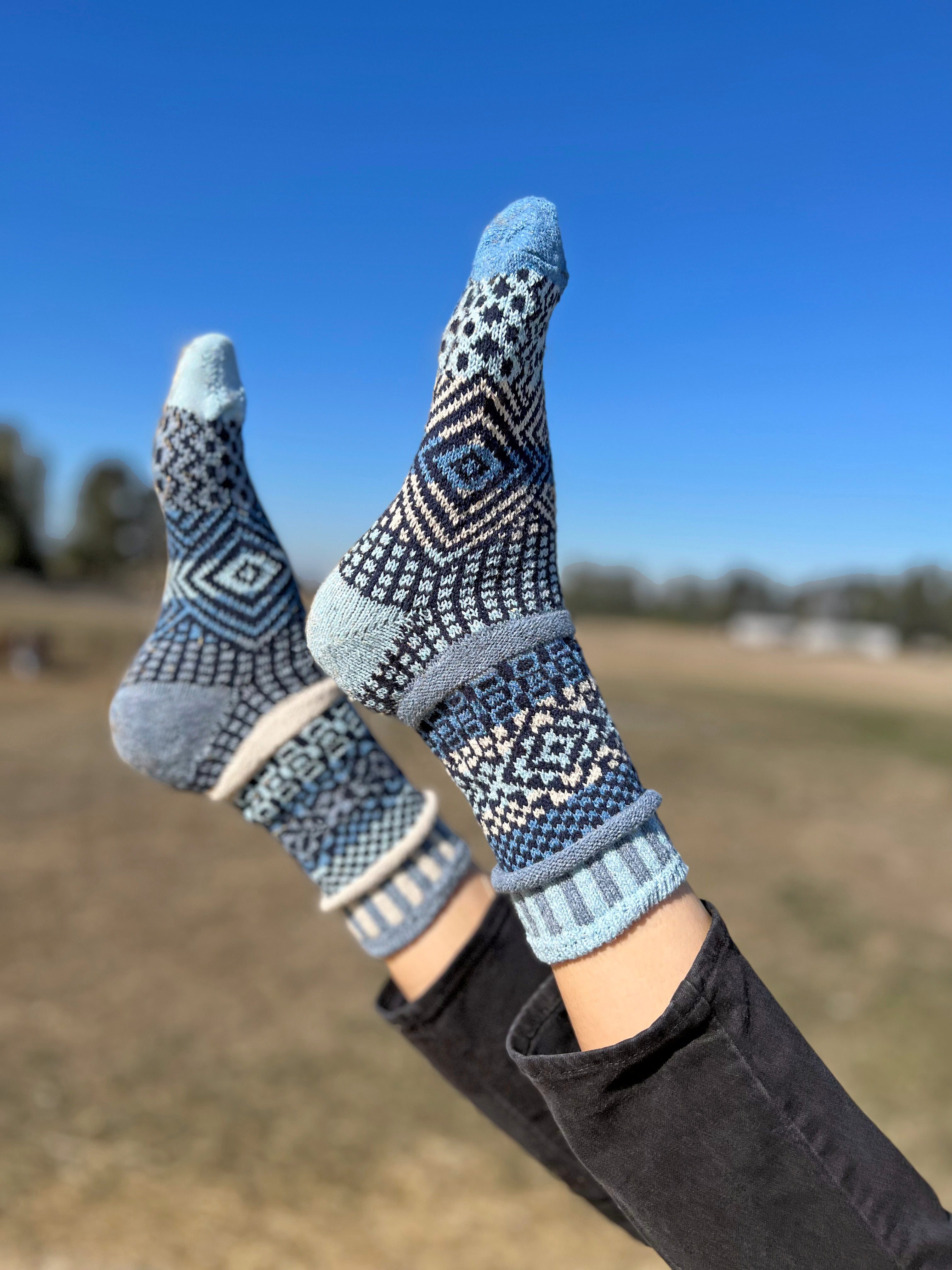 Azure Crew Socks – Solmate Socks