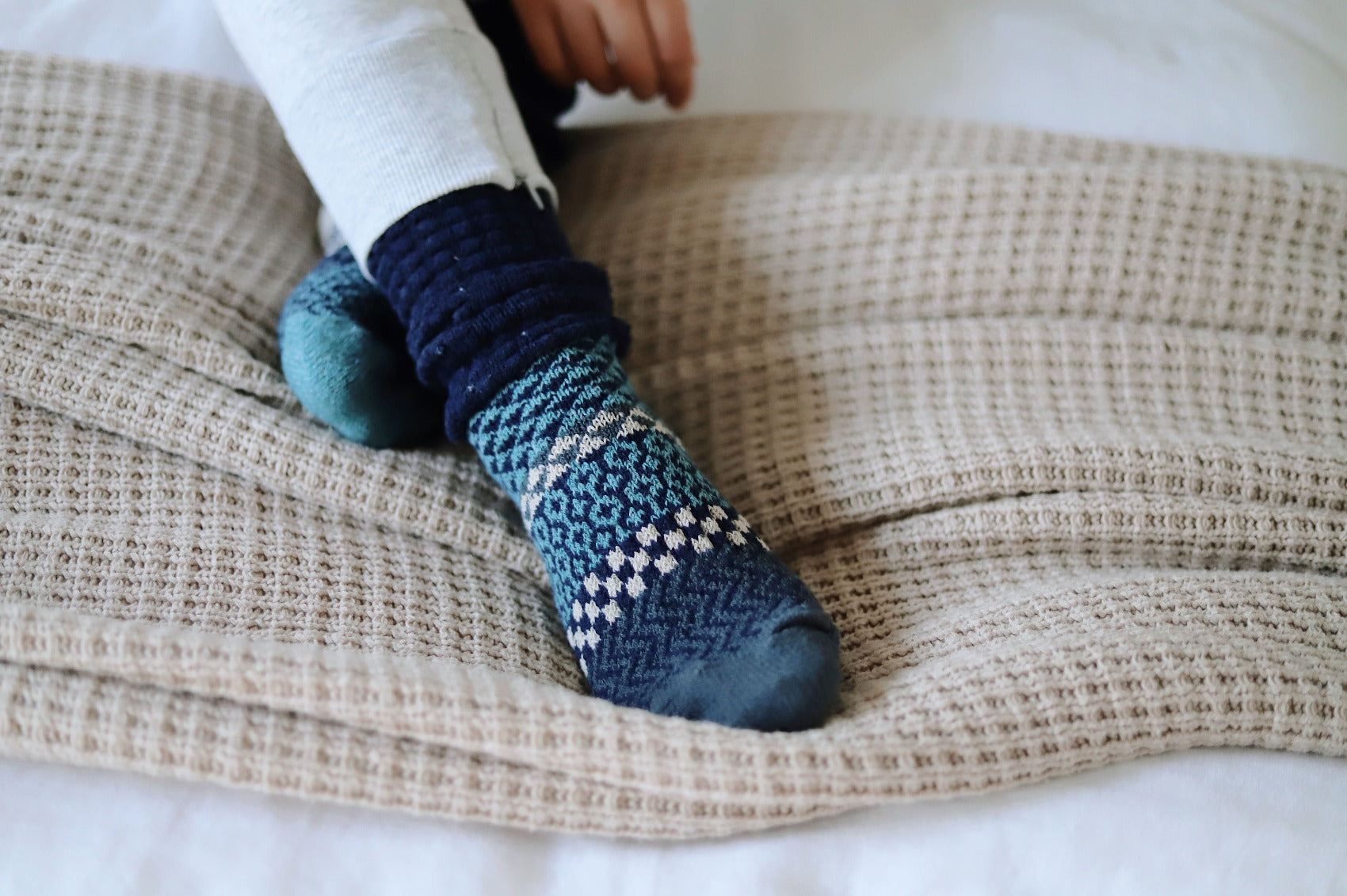 Cerulean Slouch Socks | Solmate Socks