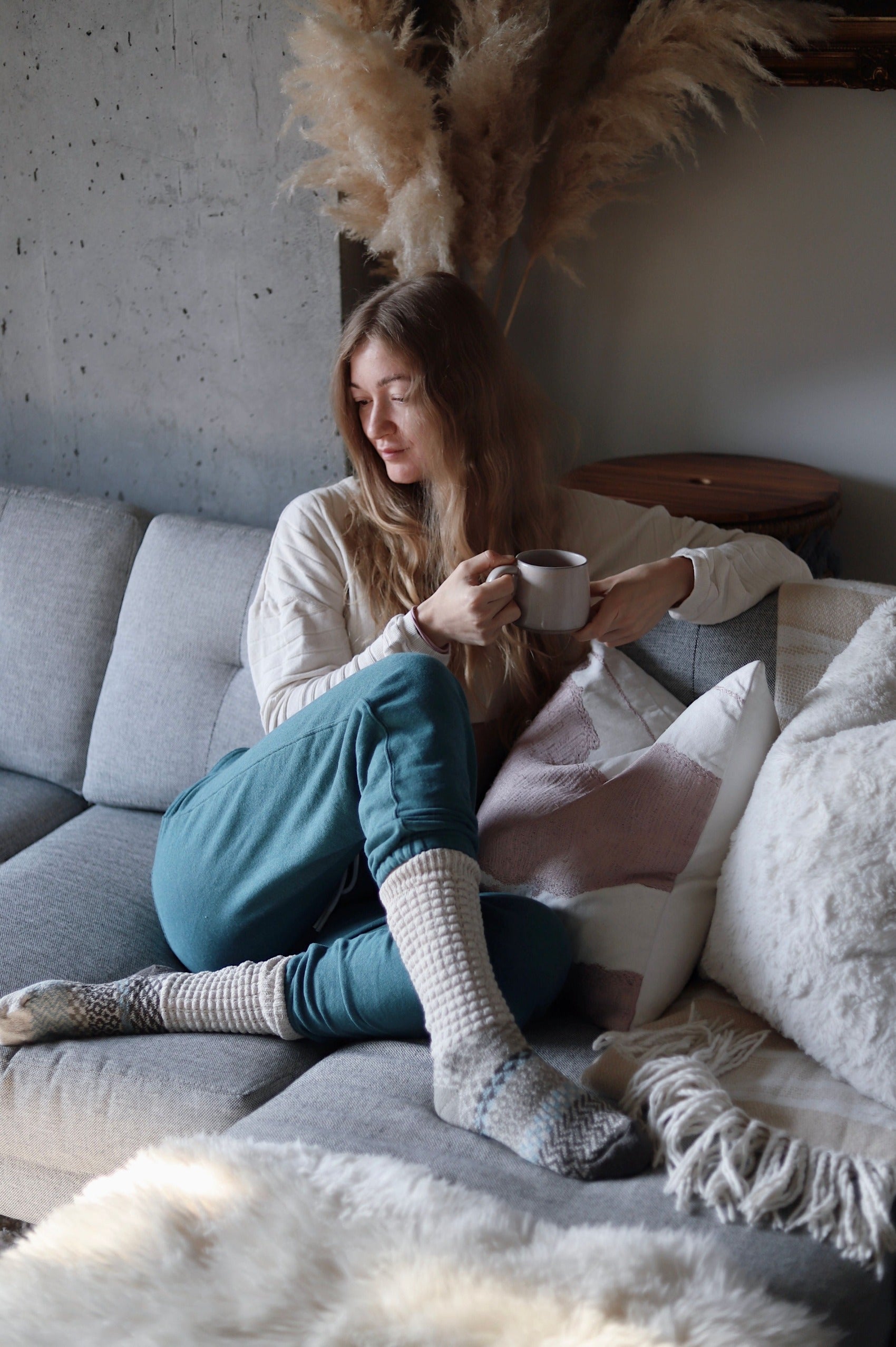 Seashell Slouch Socks | Solmate Socks