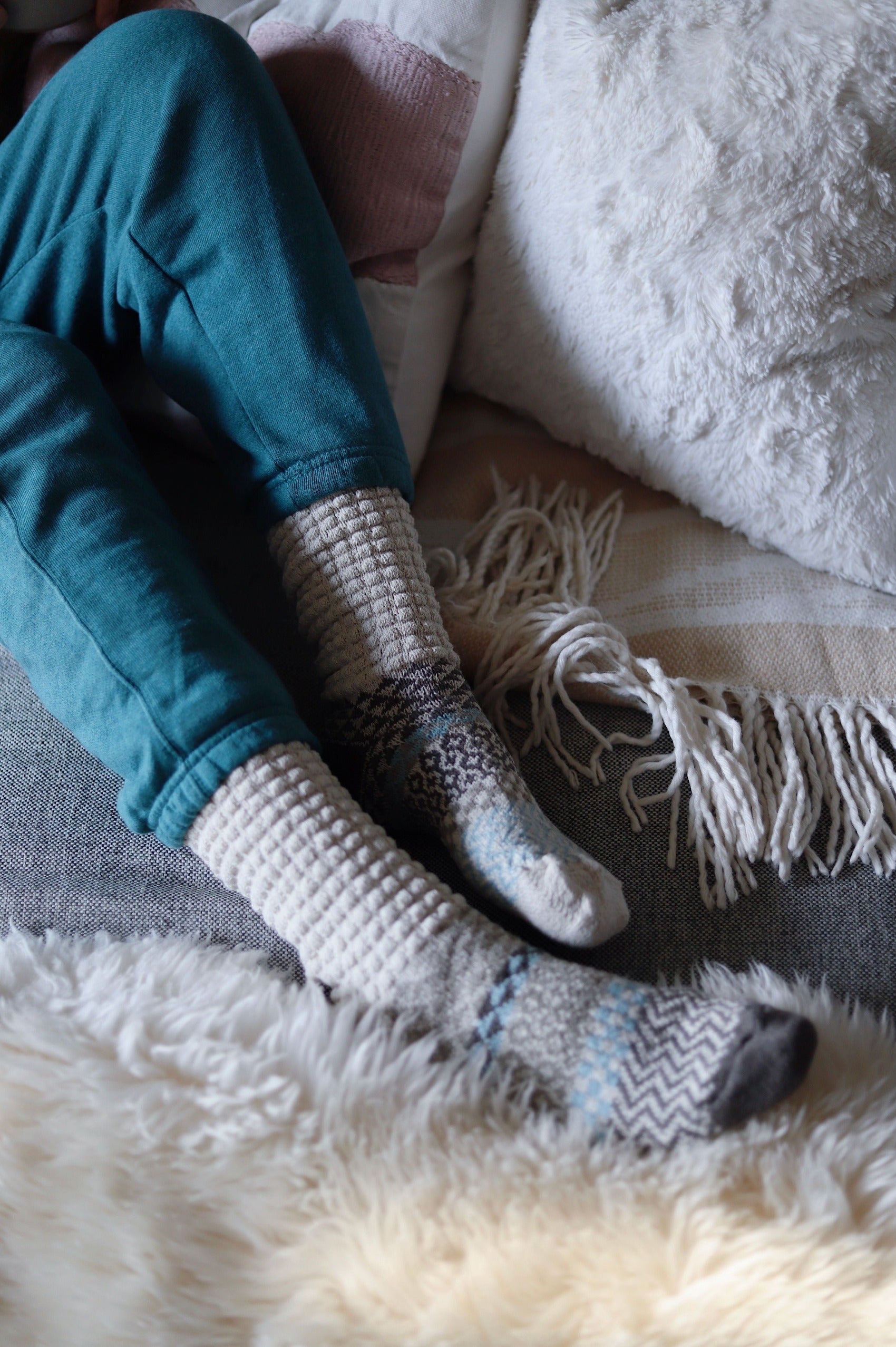 Seashell Slouch Socks | Solmate Socks
